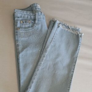 Celebrity Pink Light Blue Cropped Jeans with Distressed Hem Size 12